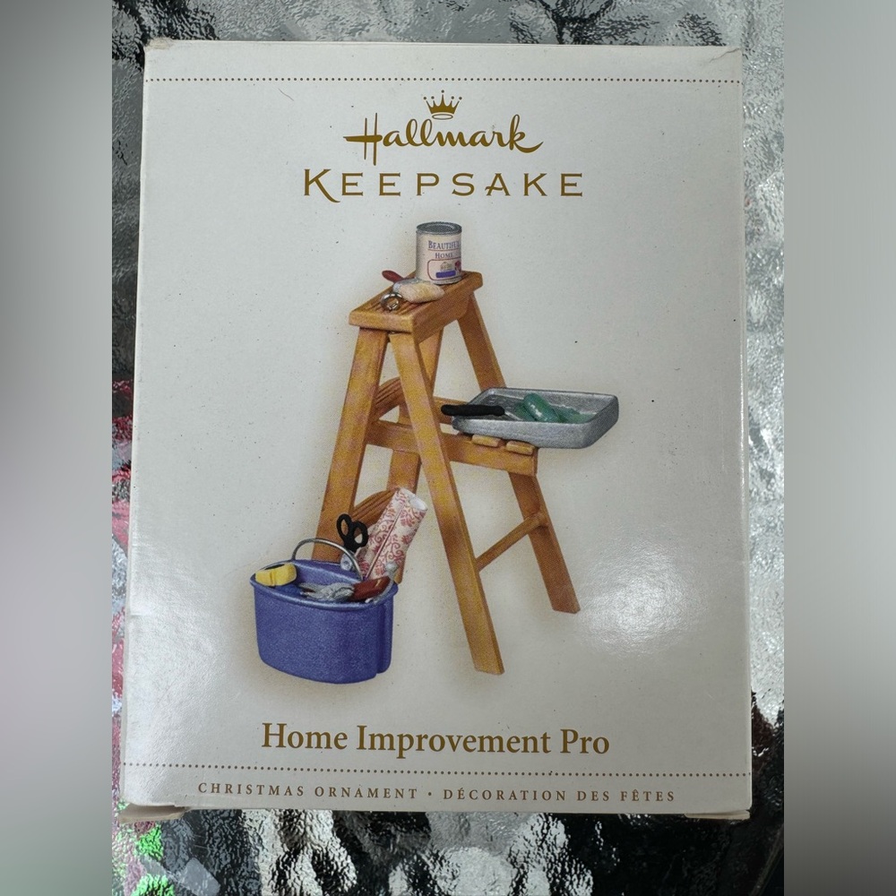 NIB Hallmark Home Improvement Pro Christmas Ornament Paint‎ Tools Ladder 06. E